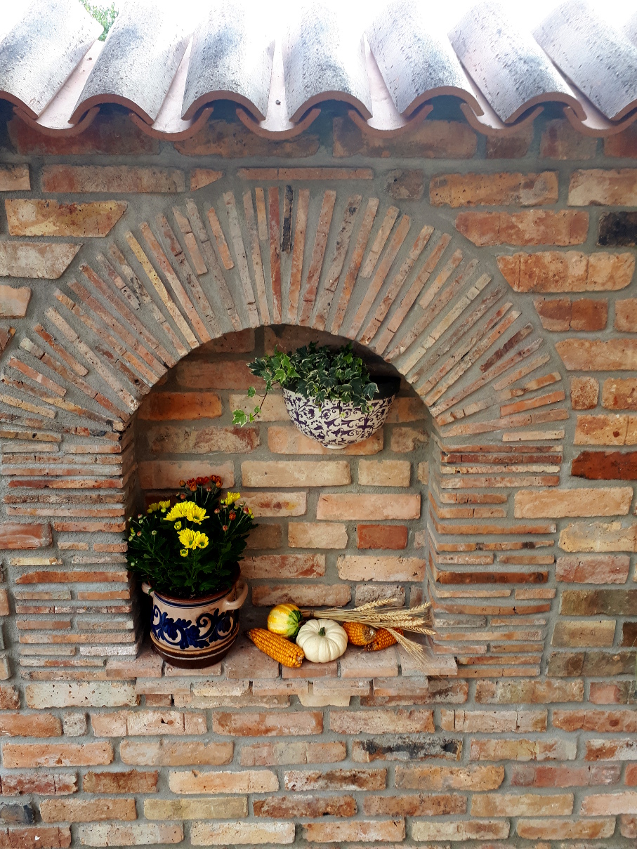 Mediterrane Backsteine uralte Ziegel Klinker Garten gestaltung used look shabby Chic Landhaus rustikal