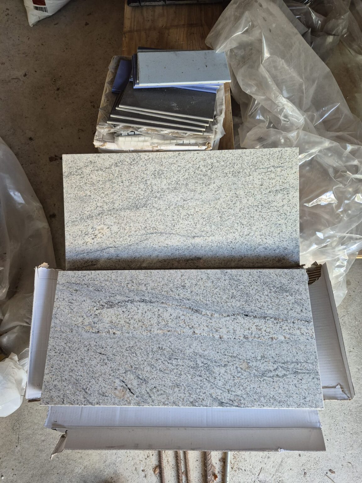 Fliesen imperial white granit