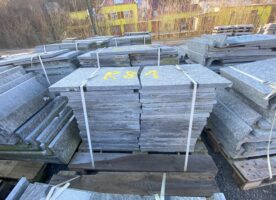 Naturstein Fassadenplatten (Granit, Gneis)