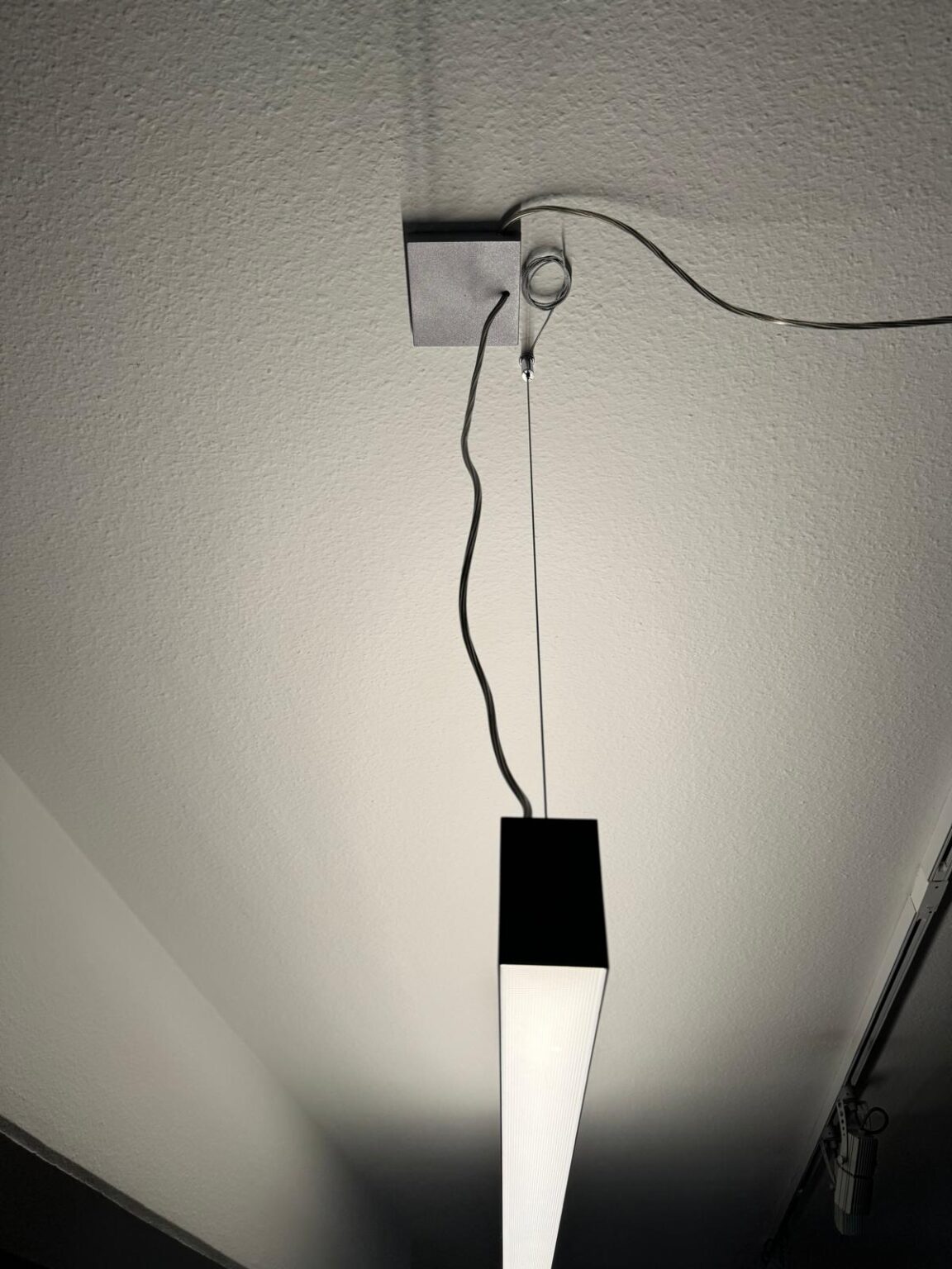 Lightnet LR3ADE-930M-L2350-AD, LED-Leuchte 113W, Länge 2350mm