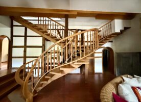 Holztreppe