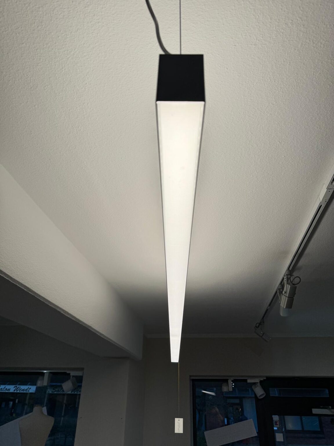 Lightnet LR3ADE-930M-L2350-AD, LED-Leuchte 113W, Länge 2350mm