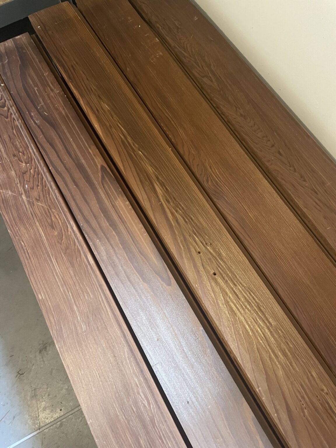 Profilholz Bretter Paneele aus Red Wood Holz Mammutbaum