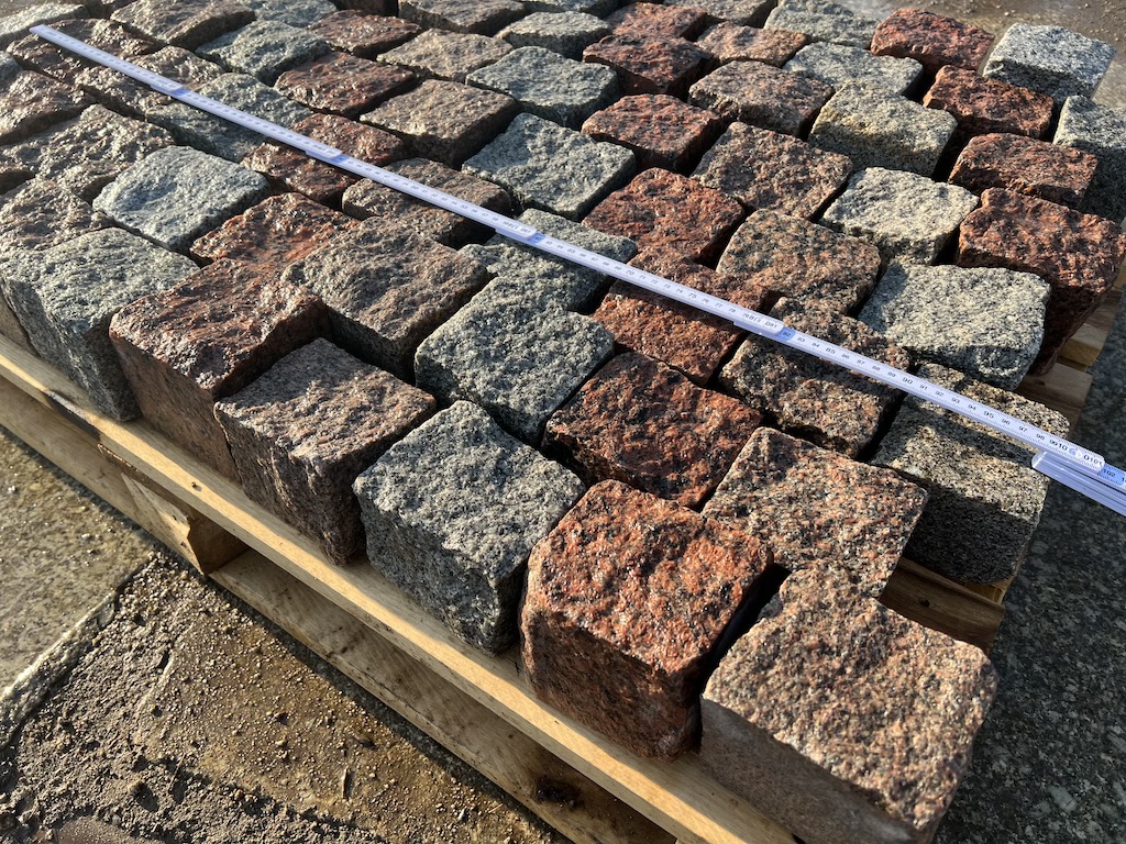 Bunte Granit Pflastersteine 10×10 cm Granitwürfel Pflaster