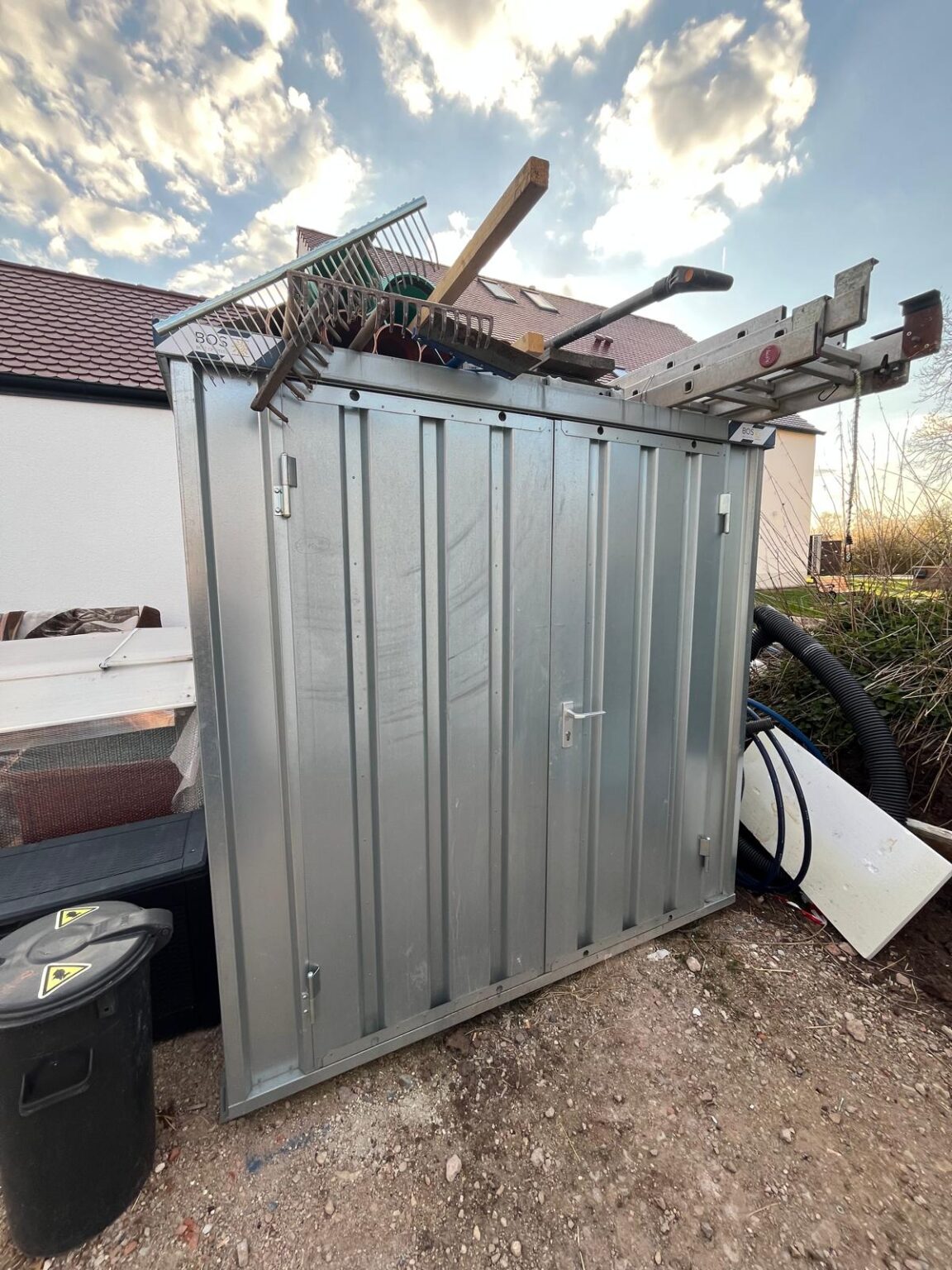 Blechcontainer