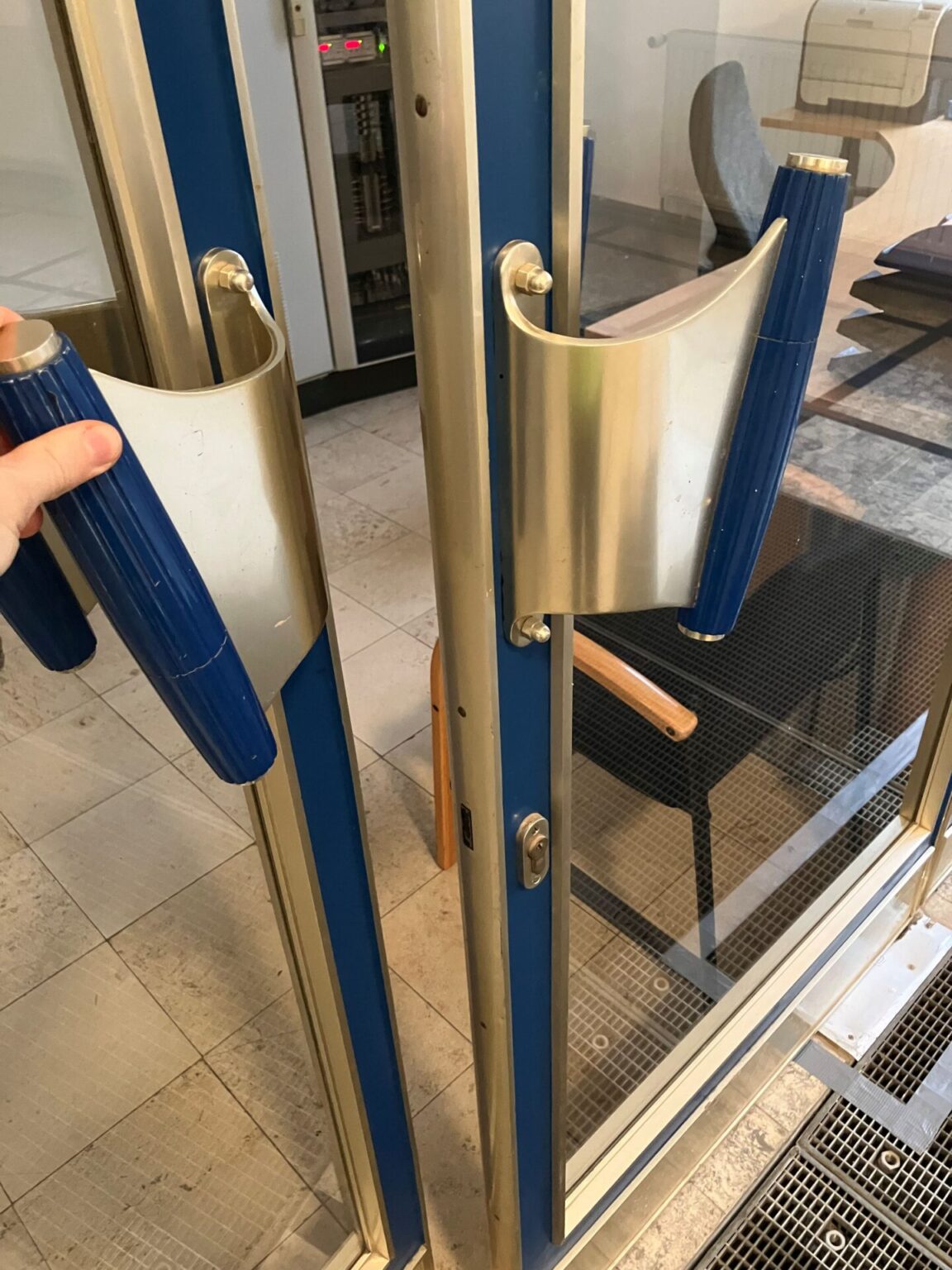 Glastrennwandelement