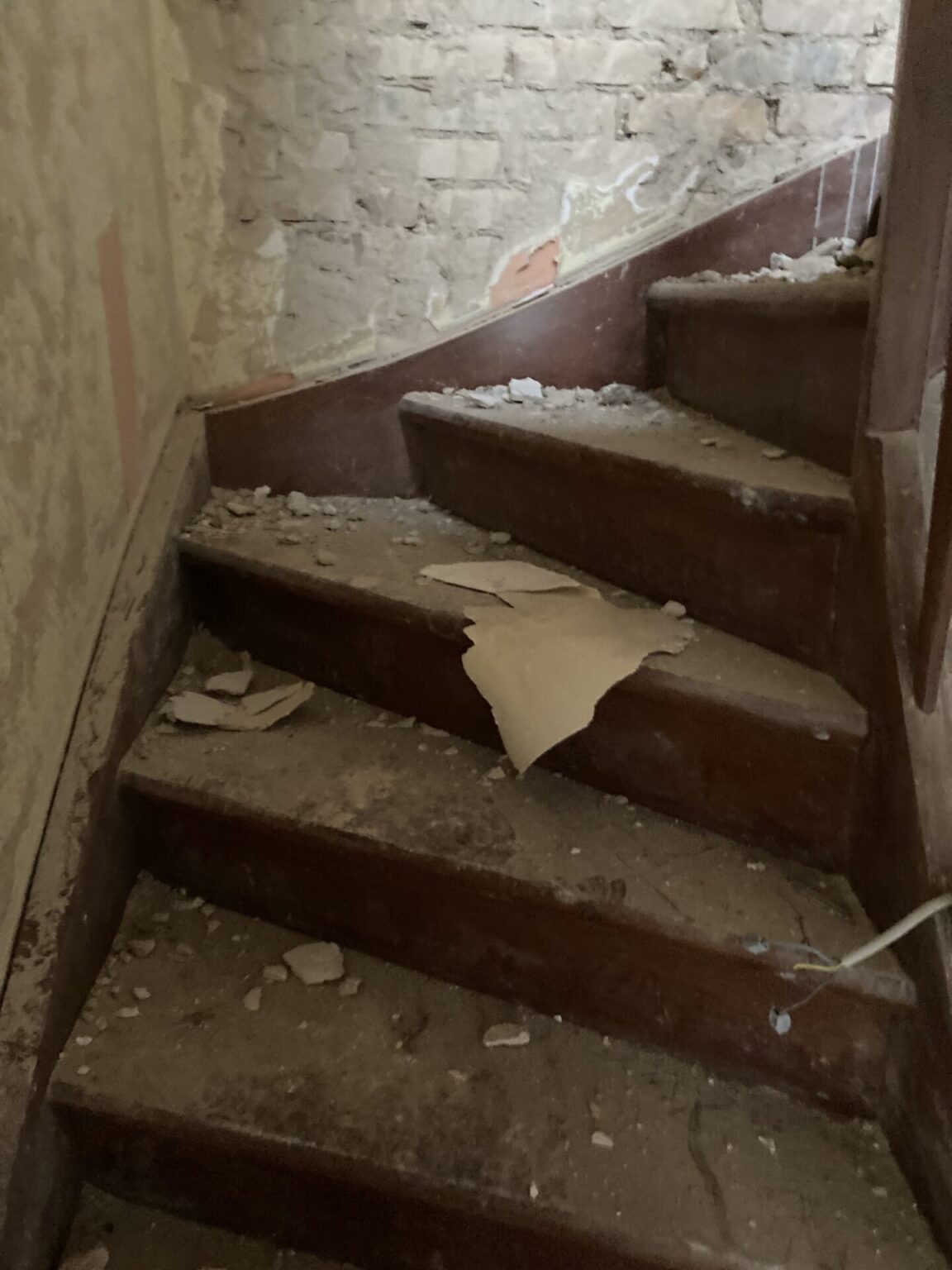 Treppenstufen aus Holz innen
