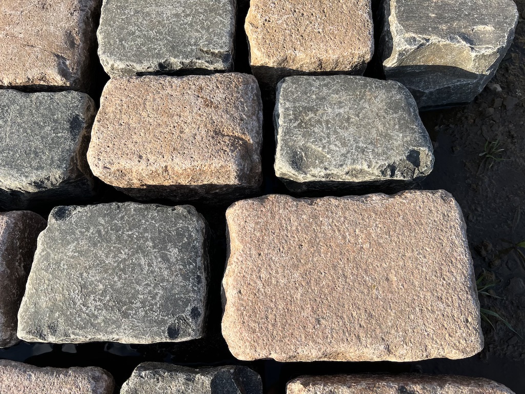 Historisches Granitpflaster 16×16 – handverlesenes Altstadtpflaster