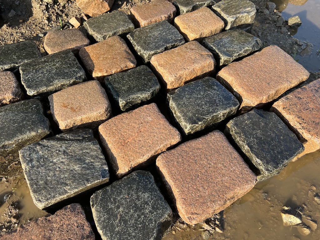 Historisches Granitpflaster 16×16 – handverlesenes Altstadtpflaster
