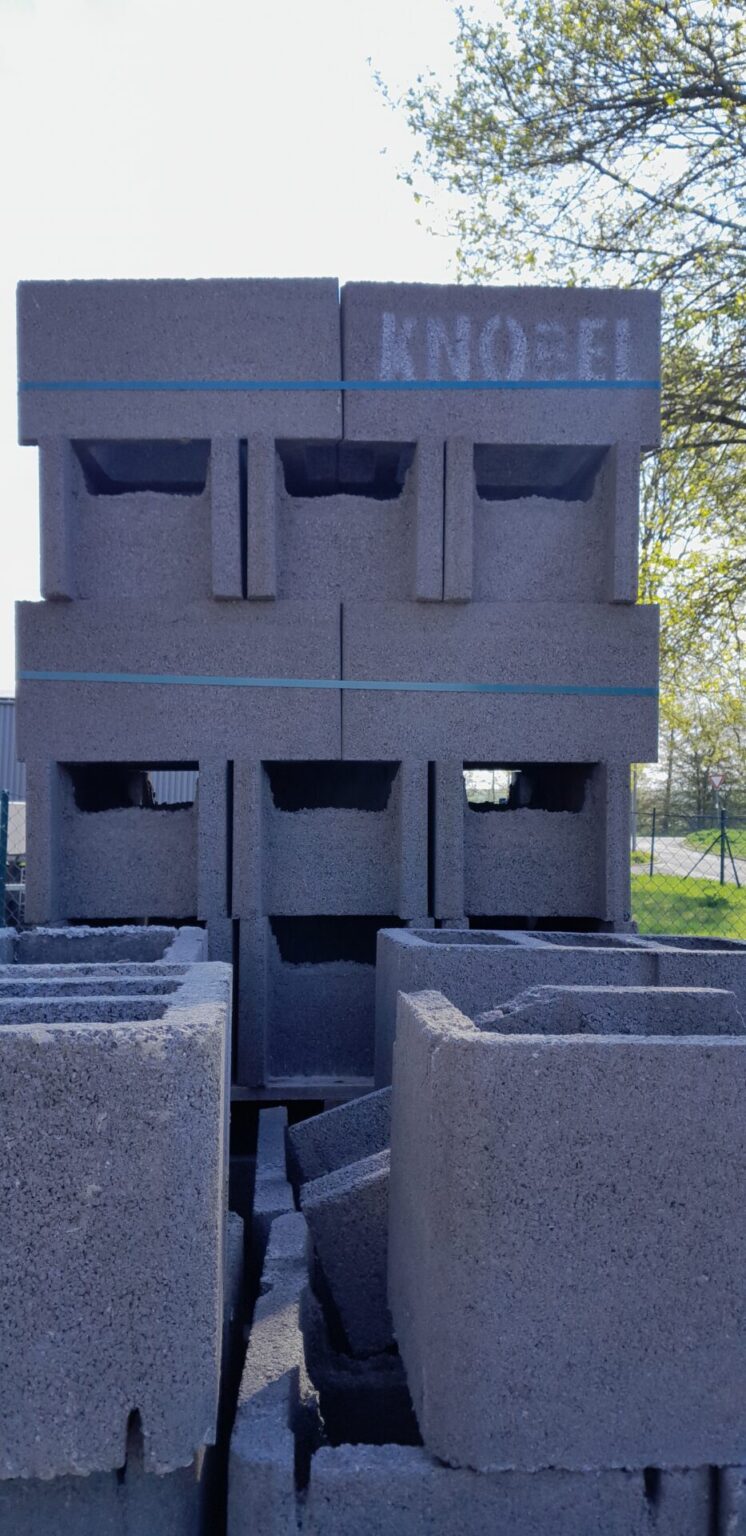 Knobel Beton-Schalungssteine, 30 er