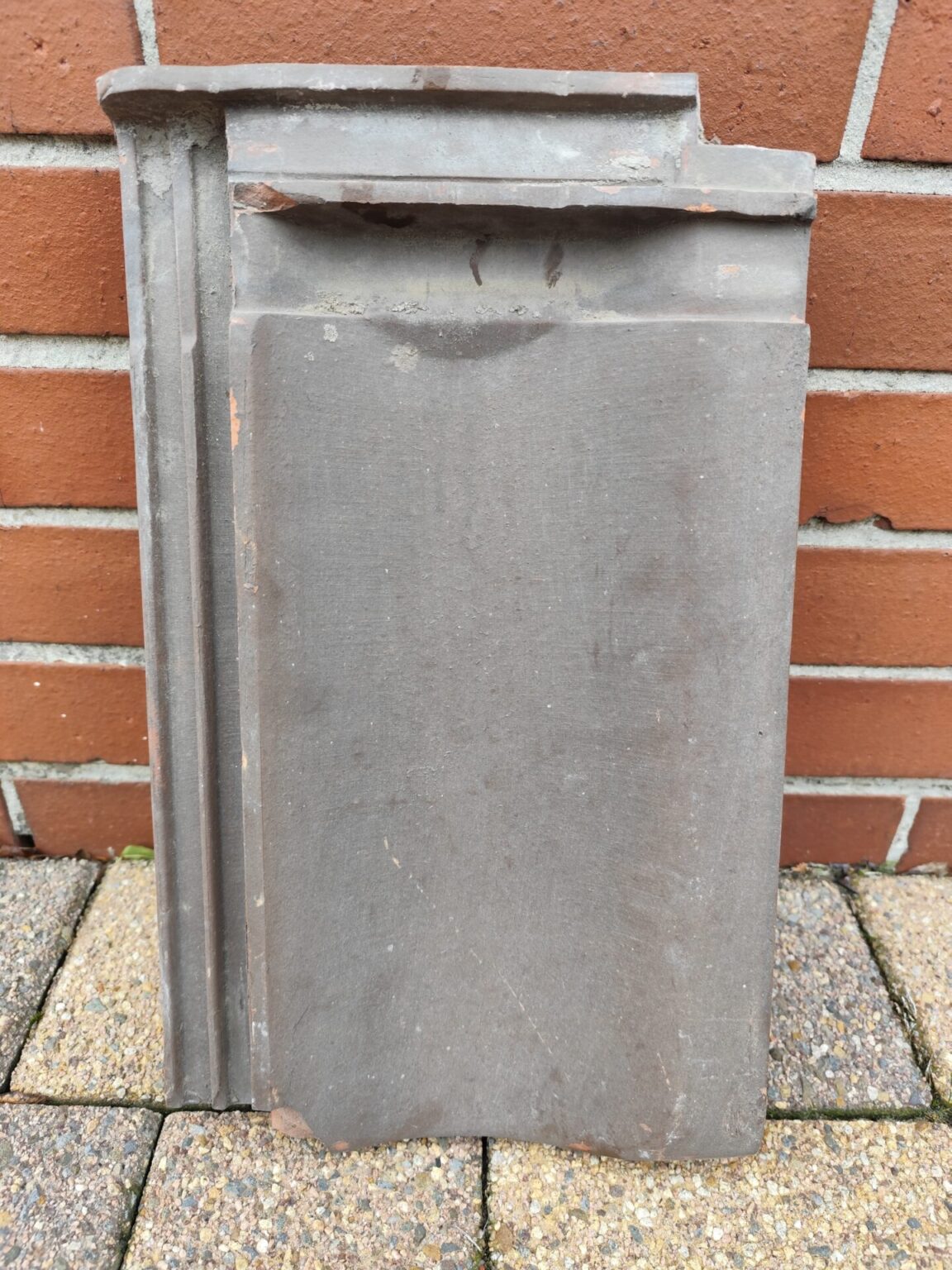 Dachziegel „Albert Wellie Werk Weberkuhle“ Bj. 1965