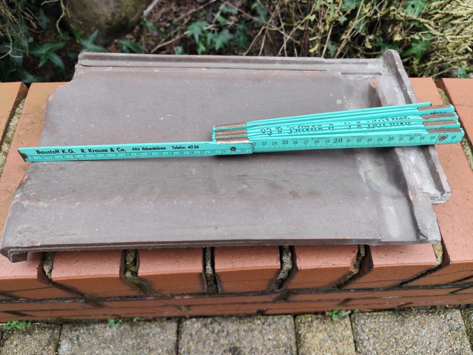 Dachziegel „Albert Wellie Werk Weberkuhle“ Bj. 1965