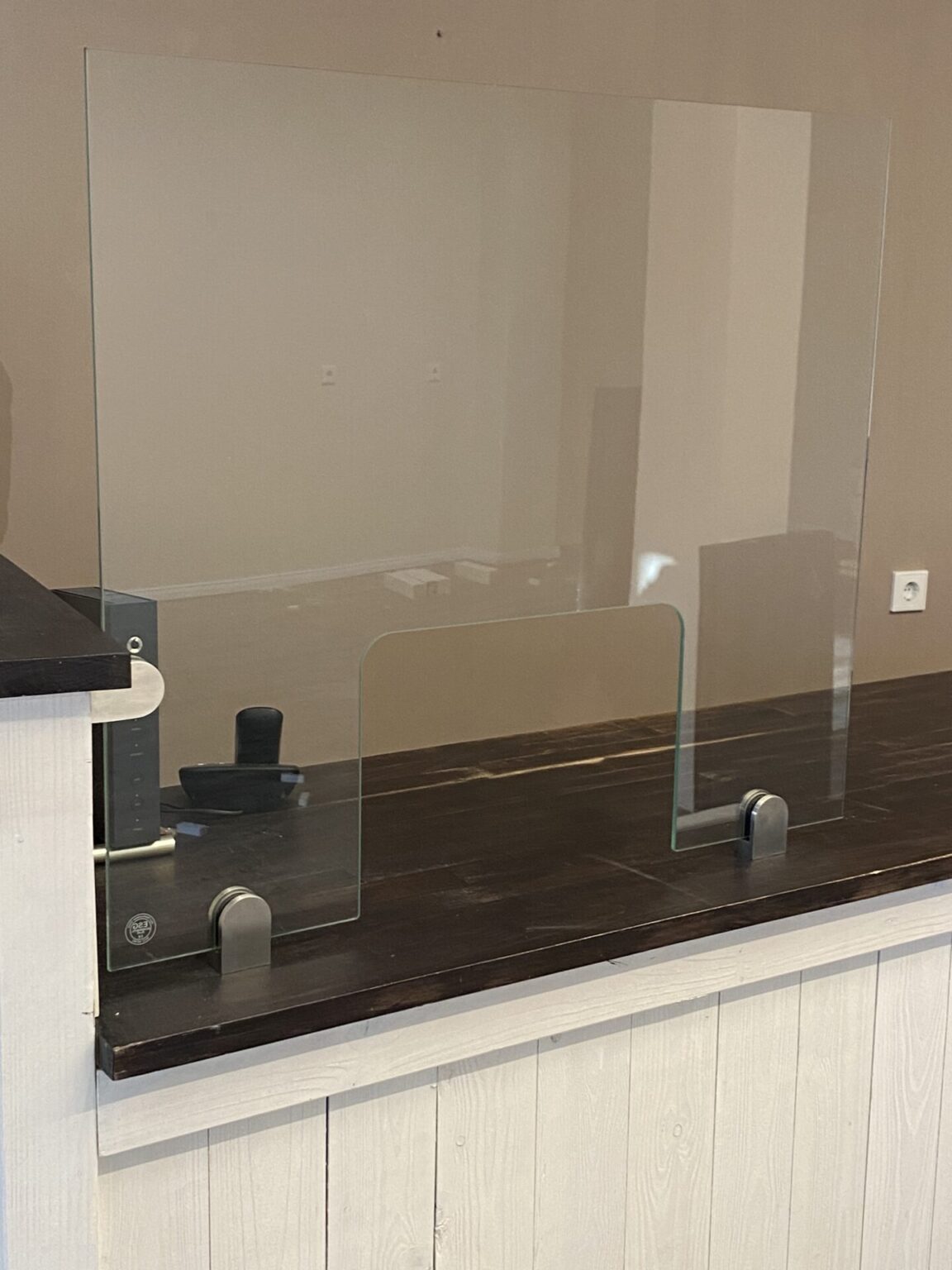 Viren- u. Hustenschutz, Spuckschutz, Einscheiben-Sicherheitsglas, gut erhalten