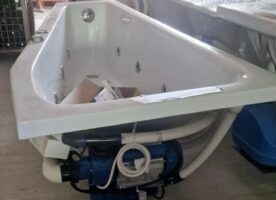 Basera Whirpool Badewannen