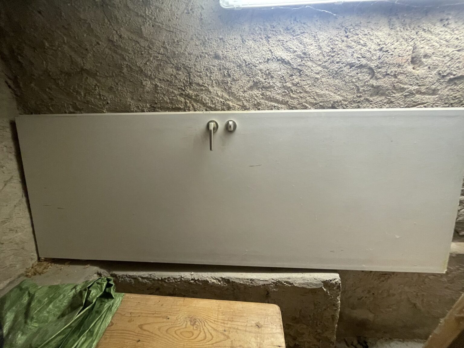 Toilettentür
