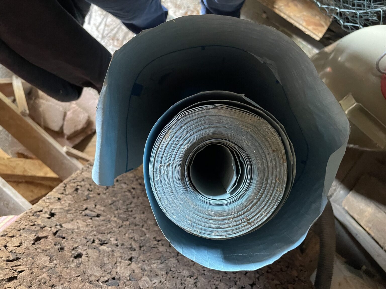 Pro Clima Dampfbremse aus Baupappe