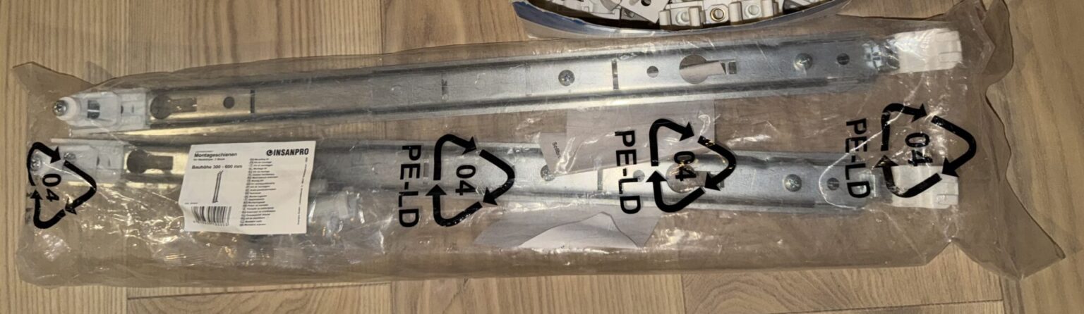 1 Set INSANPRO Montageschienen für Heizkörper
