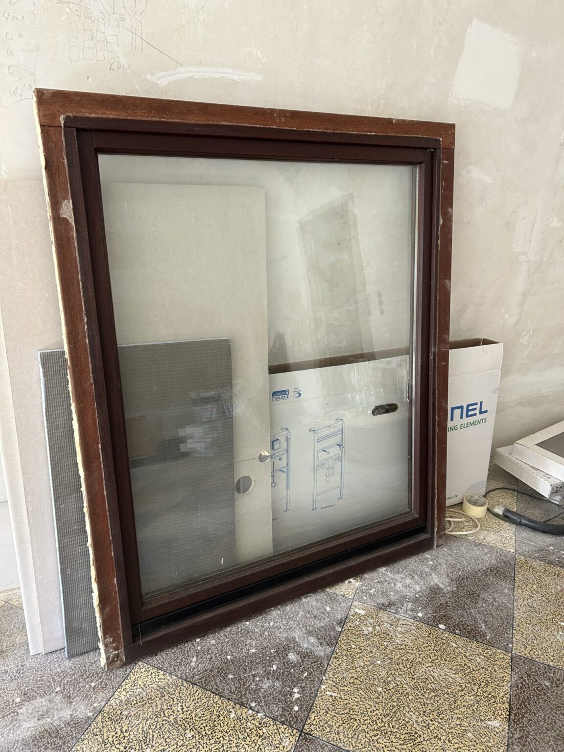 Tesco Holzfenster 122 x 144 cm doppelverglast