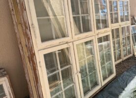 Historische Sprossenfenster aus Holz