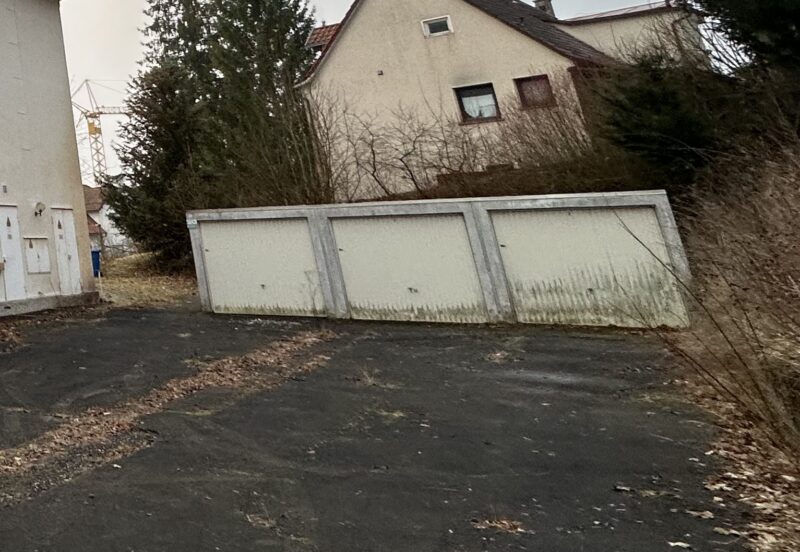 Betonfertiggaragen (3 Stück in Reihe)
