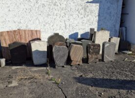 Grabsteine und Unmaßtafeln, Granit und Marmor