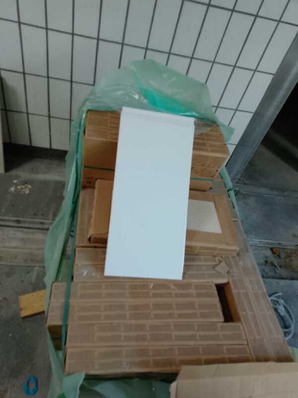 Cersanit Wandfliesen weiß 30×60 – 26,25 m² / 21 Kartons