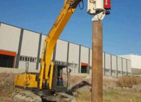Vibro hammer OVR 60SG to work on a crane